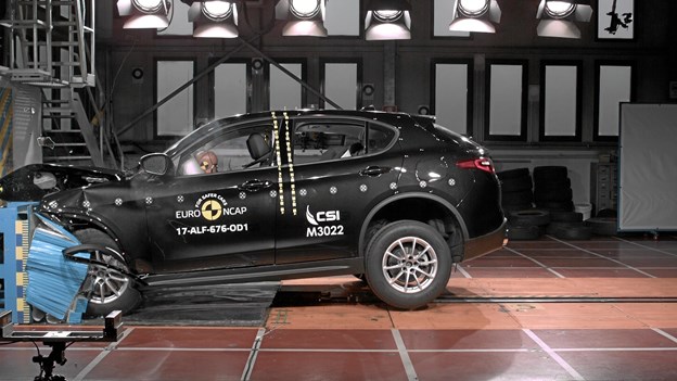Stelvio, som er Alfa Romeos bud på en høj sportslig crossover, får fem stjerner og er blandt de bedste. Jens Overgaard