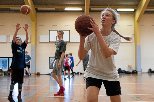 Der er for få piger i basketklubben. Foto: Lasse Sand Svend Ole Jensen