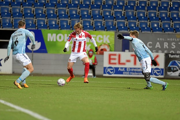 AaB vandt 1-0 i SønderjyskE, selvom det holdt hårdt. Foto: Henrik Louis Claus Jensen