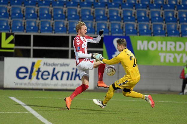 AaB vandt 1-0 i SønderjyskE, selvom det holdt hårdt. Foto: Henrik Louis Claus Jensen