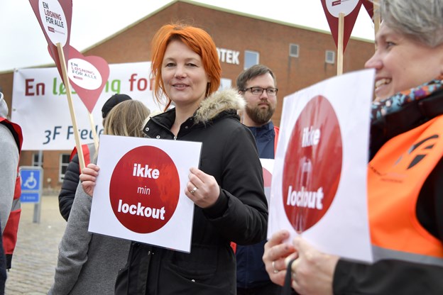 Kathja Ryom, faglig sekretær i SL Nordjylland, deltog i demonstrationen.
Foto: Bente Poder Hans Christensen