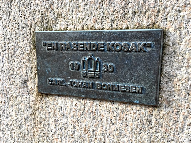Det er billedhuggeren Carl Johan Bonnesen, der står bag kosakken, som i 1935 blev givet som gave til Aalborg. Foto: Katrine Schousboe Katrine Schousboe
