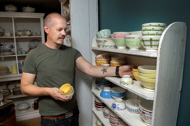 Mikkel Aagaard har netop droppet sit job i it-branchen for at parret kan satse helhjertet på både marked og butikker. Katrine Schousboe og Lars Pauli (foto)
