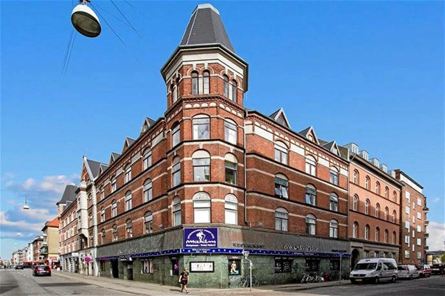 ”Maxim Bar” ligger i Borgergade i Aalborgs centrum kun et stenkast fra Danmarks forlystelsesgade nummer 1. - nemlig Jomfru Ane Gade. Arkivfoto Torben O. Andersen